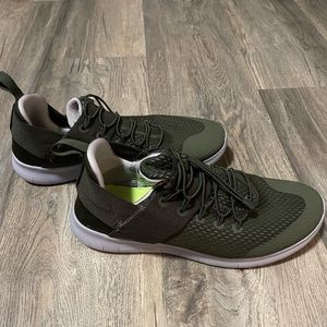 Women’s Nike Tennis Shoe Size 9.5